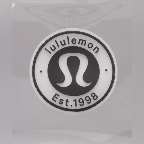 LULULEMON | Clear Belt Bag 1L Logo in Black - Picture 4 of 6
